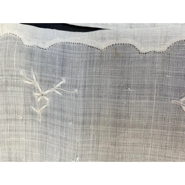 Vintage Linen Rose Embroidered Crochet Placemats- Set of 15 For Sale - Image 11 of 12