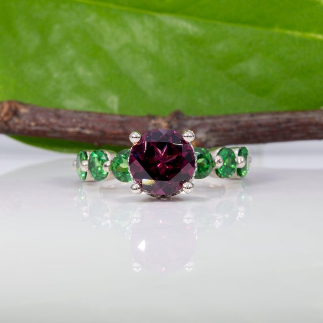 2020s 2.5Ct Purple Garnet Ring With Tsavorite Garnet Accents in Solid 14k Gold, 8mm, Size 6.75 For Sale - Image 5 of 9