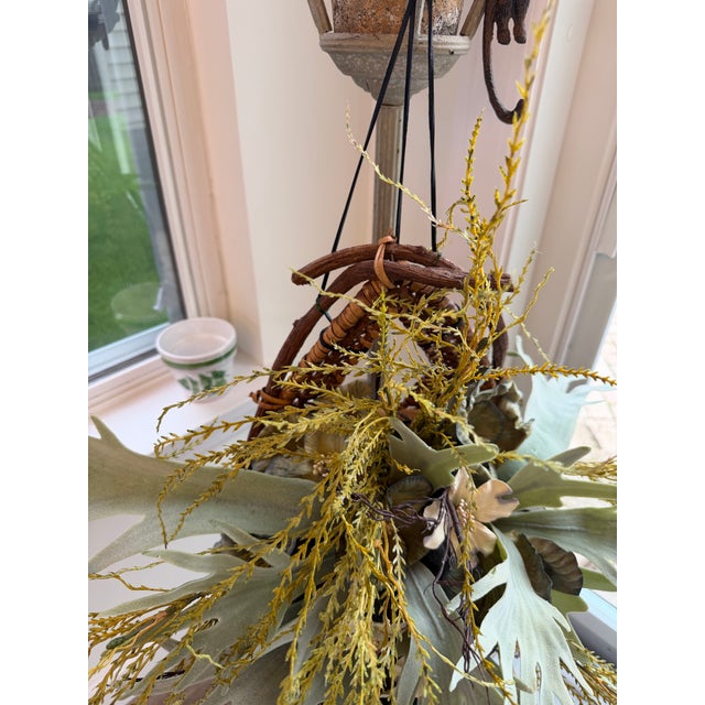 2020s Celestial Meets the Sea Floral Arrangement For Sale - Image 5 of 9