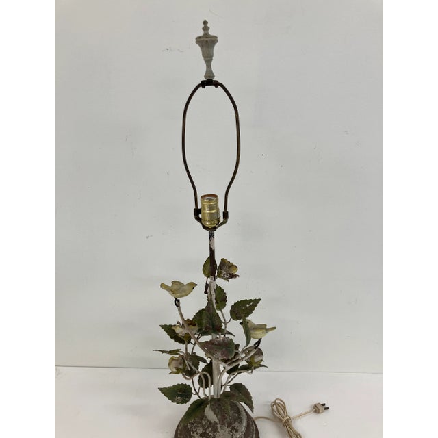 Vintage Italian Tole Bird & Floral Table Lamp, Cottagecore, Circa 1950s For Sale - Image 4 of 13