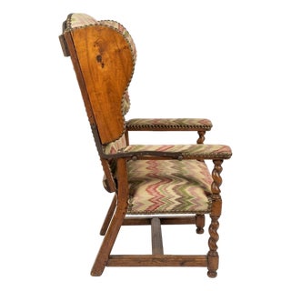 17th-Century Baroque "Sick Chair" or Reclining Sleeping Chair For Sale