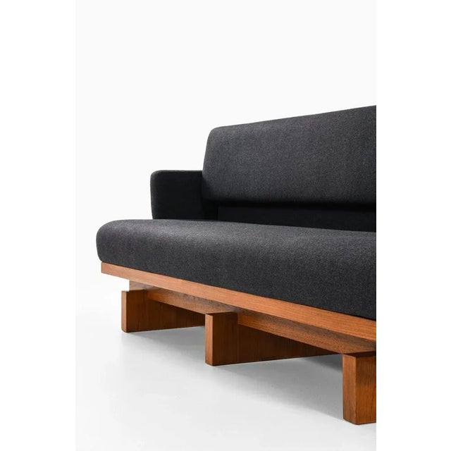 Wood Mahogany Sofa, Finland, 1960s For Sale - Image 7 of 10