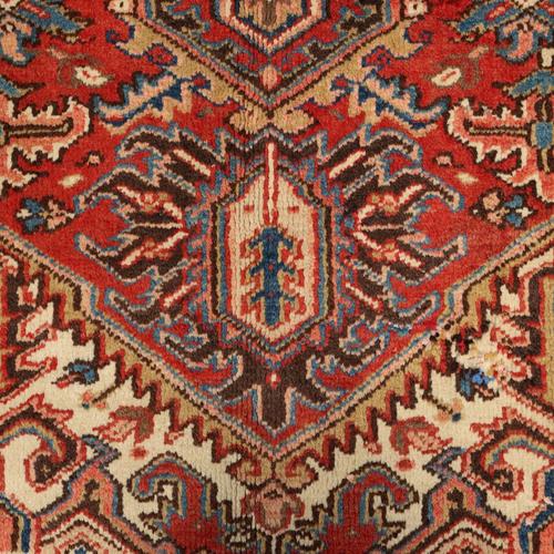 Middle Eastern Heriz Rug For Sale - Image 5 of 10