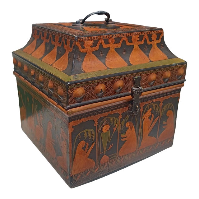 Vintage Handpainted Tole Lidded Box For Sale