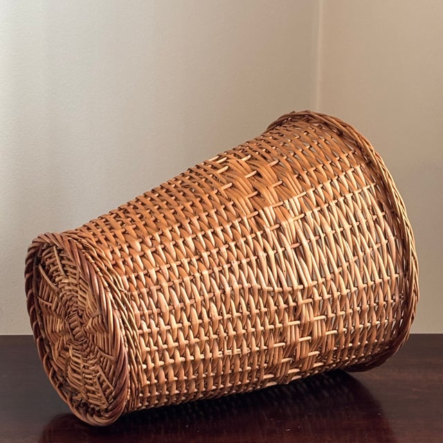 Tan Mid-20th Century Natural Wicker Wastepaper Basket For Sale - Image 8 of 13