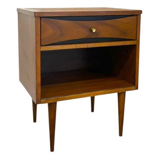 Vintage Mid Century Modern Walnut Nightstand With Open Cubby & Drawer For Sale