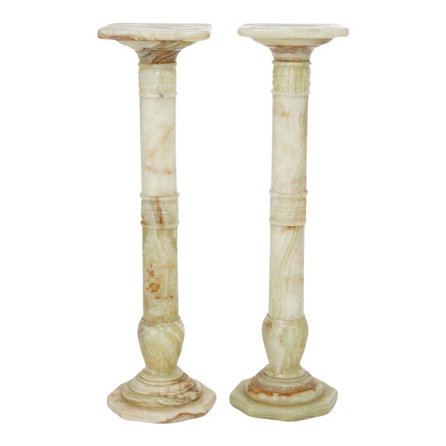 Antique Pair of Classical Carved Onyx Sculpture Display Pedestals Early 20th Century For Sale