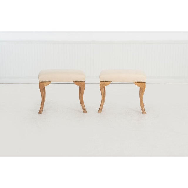 Contemporary Pair of William Switzer Stools, Circa 1985 – Maple Hoof-Foot Bases & Diamond-Print Upholstery For Sale - Image 3 of 8