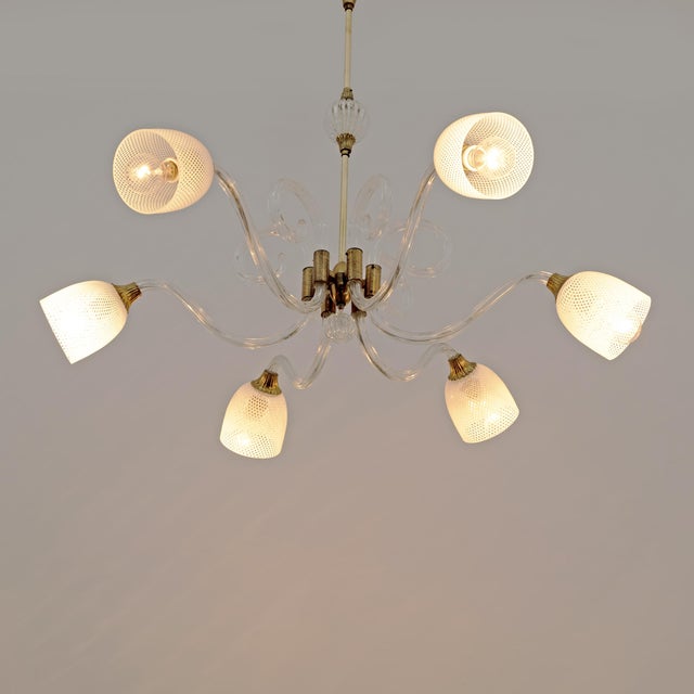 1930s Vintage Italian Art Deco Murano Glass and Brass Chandelier by Ercole Barovier, 1935s For Sale - Image 5 of 9