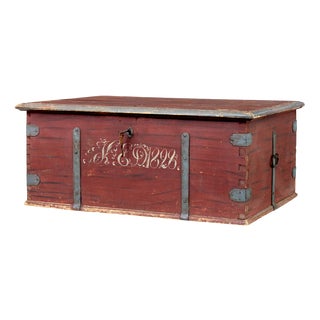 Painted Pine Blanket Box, 1828 For Sale
