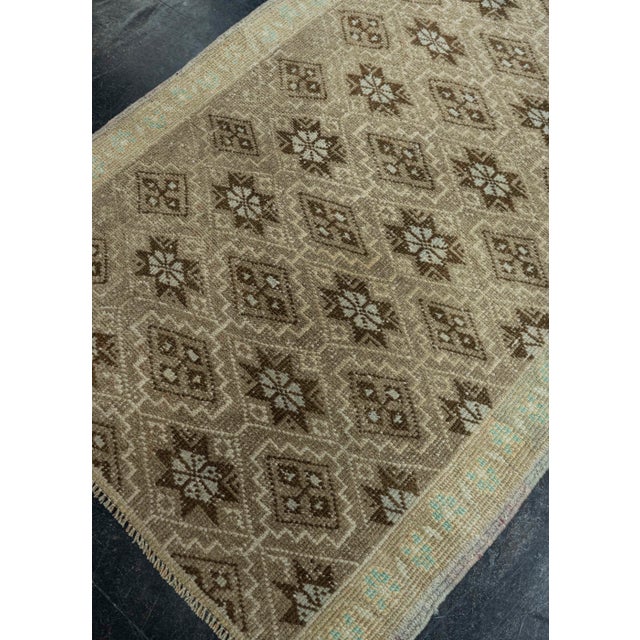 Textile Turkish Vintage Rug 2'11" x 4'7" #20616 For Sale - Image 7 of 8