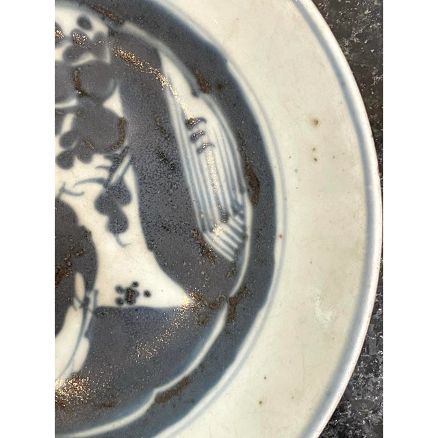 Chinoiserie Antique Chinese Porcelain Plate Depicting Longevity For Sale - Image 3 of 7