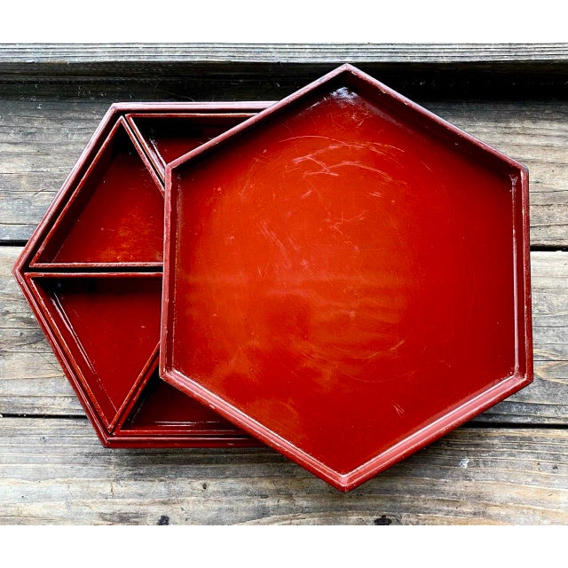 Black Vintage Chinese Black Lacquer Mother-of-Pearl Inlaid Hexagonal Banchan Serving Box For Sale - Image 8 of 14