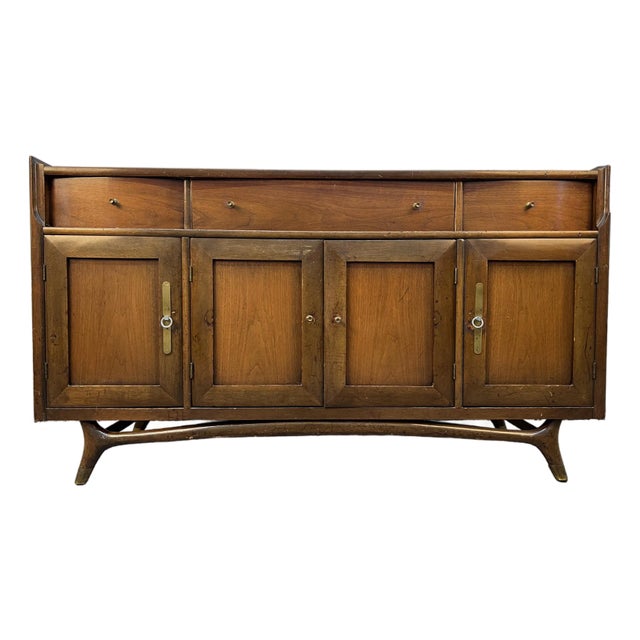 Mid-Century Modern Sculpted Walnut Buffet For Sale
