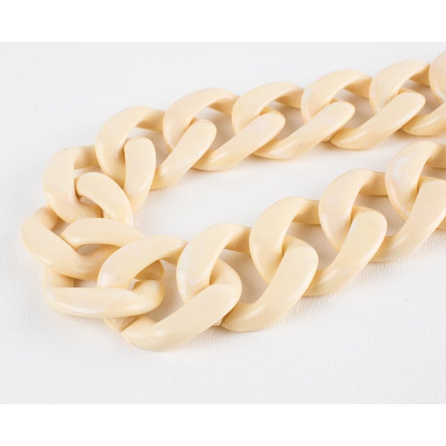 Cream Angela Caputi Italy Choker Necklace Massive Cream-White Resin Chain For Sale - Image 8 of 10