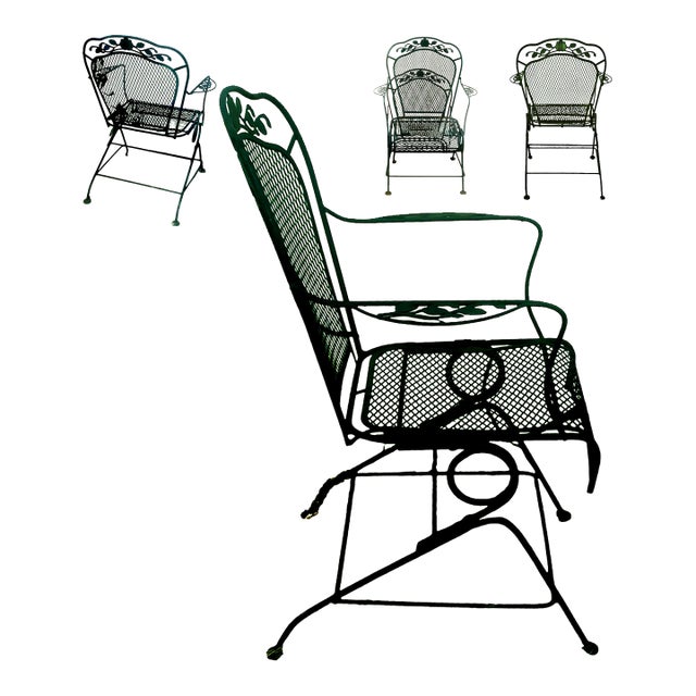 1970s Hunter Green Metal Mesh Woodard Style Outdoor Patio Bounce Dining Chairs - Set of 4 For Sale