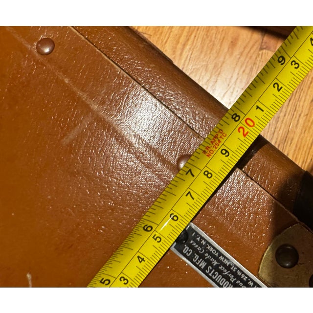 Vintage Industrial Salesman Sample Cases – Set of 2 Brown Fibreboard Luggage, Mid-Century Storage Decor For Sale - Image 12 of 12