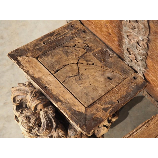 Mid 19th Century Pair of Highly Carved Partially Stripped French Oak Cherub Brackets, C. 1850 For Sale - Image 5 of 12