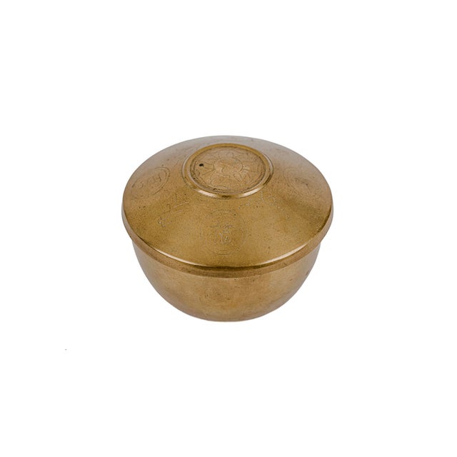 Chinese Vintage Hand-Etched Chinese Brass Lidded Rice Bowl/Trinket Box For Sale - Image 3 of 5