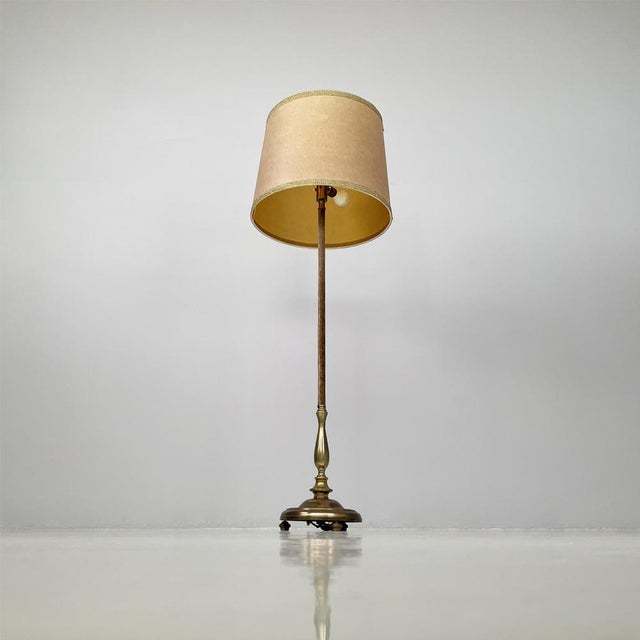 Italian Art Deco Round Velvet and Brass Floor Lamp, 1940s For Sale - Image 4 of 18