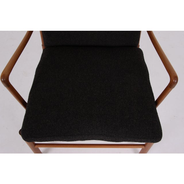 Brown PJ149 Colonial Chair in Mahogany and Brown Fabric by Ole Wanscher for Poul Jeppesens Møbelfabrik, 1950s For Sale - Image 8 of 11