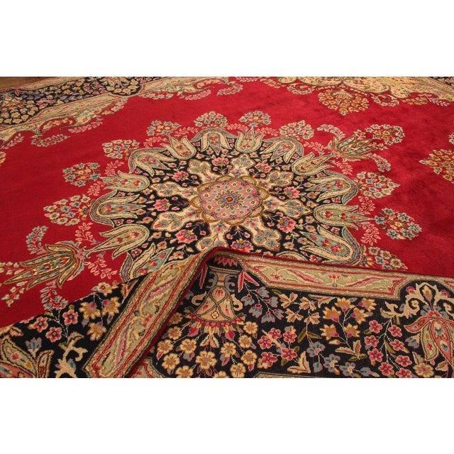 Textile Middle Eastern Rug in Wool For Sale - Image 7 of 11