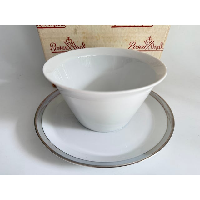 Sauce Boat by Hans-Theodor Baumann for Rosenthal Germany, 1973, in Flawless conditions. Designed 1970 to 1979 This piece...