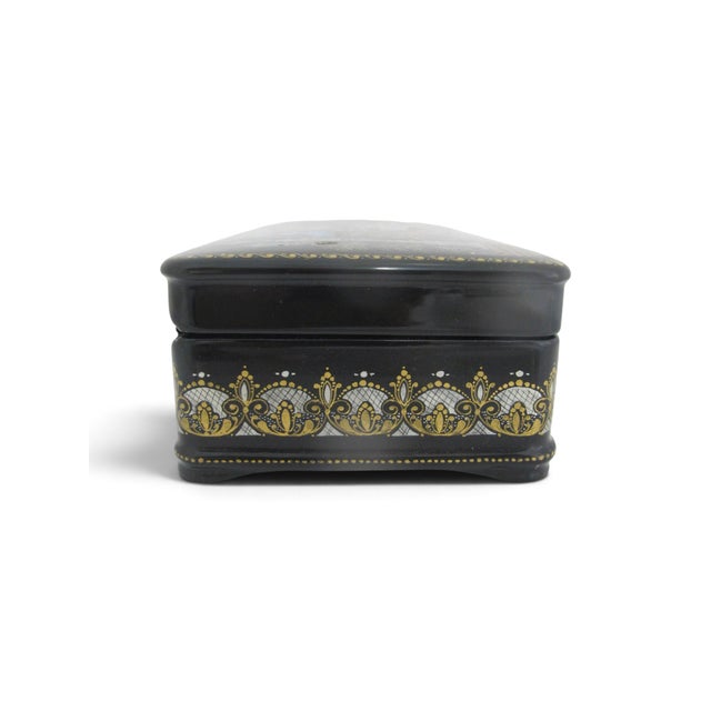 Late 20th Century Russian Kholuy Panoramic Saint Petersburg Hand Painted Lacquer Casket Box Signed For Sale - Image 5 of 16
