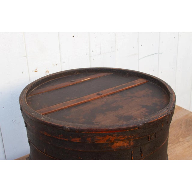 Rare Large Qing Dynasty Wood Box For Sale - Image 4 of 8