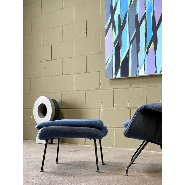 Textile Set of Womb Chair and Ottoman by Eero Saarinen for Knoll International, 1960 For Sale - Image 7 of 18