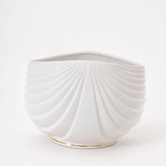Metal Mid-Century Modern Ceramic White and Gold Vases by Gio Ponti, Italy, Set of 2 For Sale - Image 7 of 9