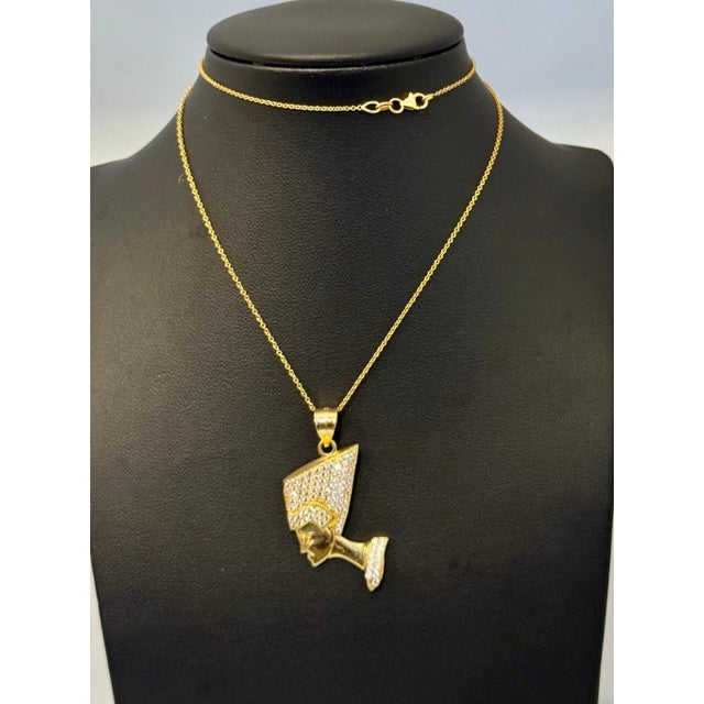 Vintage 1 Ct Diamond Face Pendant with hat 14 Karat Yellow Gold + Chain For Sale - Image 9 of 18