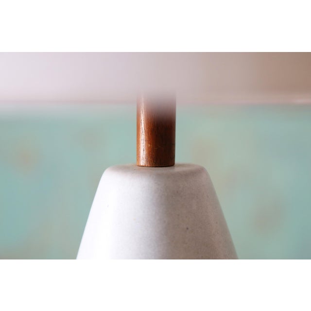 1960s 1960s Gordon and Jane Martz M-53 Lamp for Marshall Studios Light Gray Blue White Cone For Sale - Image 5 of 7