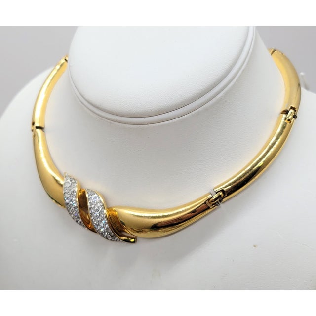 Vintage Signed Crown Trifari Goldtone Pavé Clear Rhinestone Collar Necklace For Sale - Image 9 of 10
