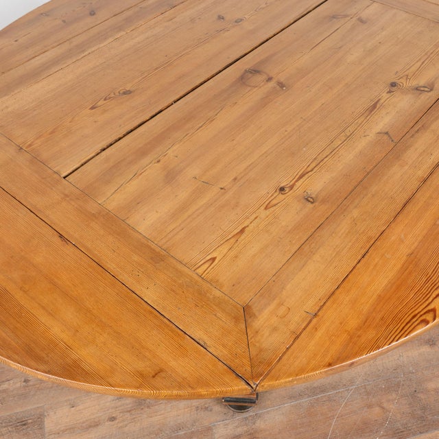 19th Century Swedish Pine Drop Leaf Pedestal Dining Table For Sale - Image 6 of 17
