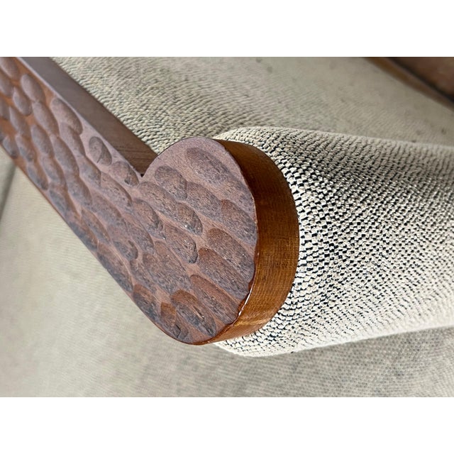 1980s Pair of armchairs in gilded wood and speckled fabric For Sale - Image 9 of 12