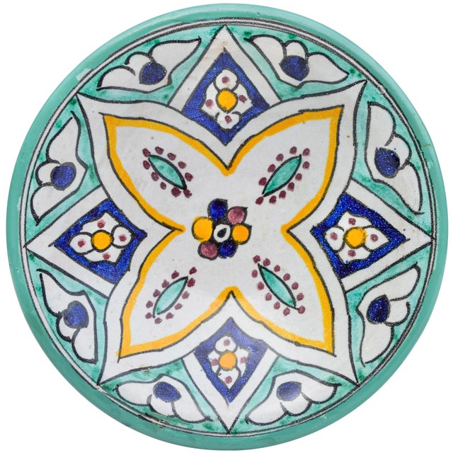 Why not welcome in a well-made Moroccan ceramic decorative plate, meticulously handcrafted and glazed exhibiting an ornate...