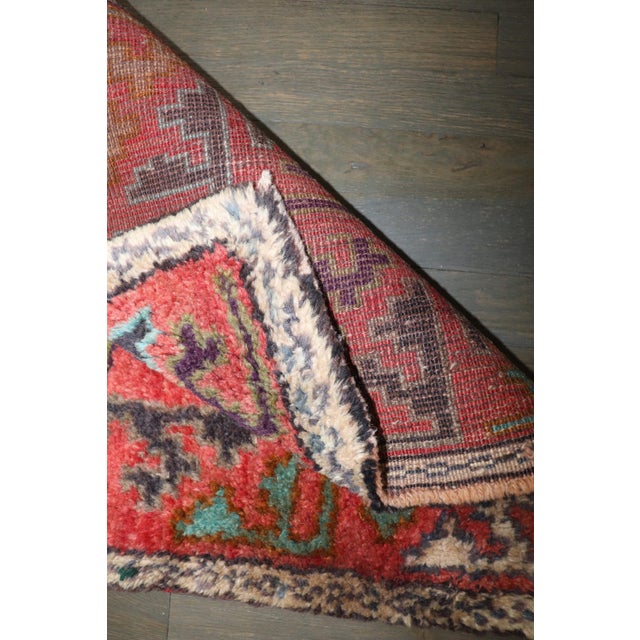Early 20th Century Turkish Bergama rug no. j5055 For Sale - Image 4 of 4