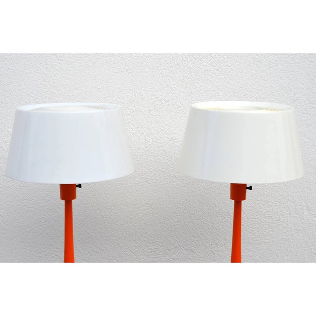 Metal Vintage Lumilon Table Lamps by Gerald Thurston for Lightolier - A Pair For Sale - Image 7 of 12