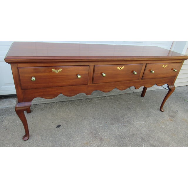 Traditional 1980s Henkel Harris Cherry Designer Sideboard Buffet Three Drawer For Sale - Image 3 of 9