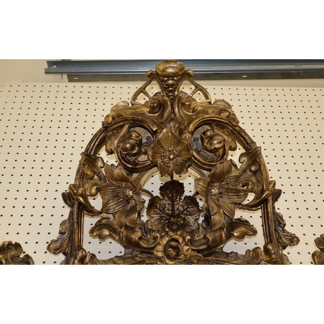 Large Mid 19th Century Gold Gilt American Philadelphia Floral Wall Mirror For Sale - Image 16 of 18