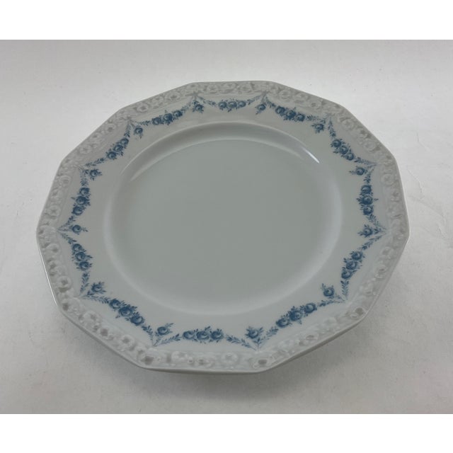 Ref. # Ros 7031/100 Lot 121 "We Take Pride in Offering Exclusive Products, New not Used" Description : Exquisite Dinner &...