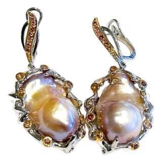 Bochic “Orient” Vintage Multi Sapphire & White Baroque Pearl Earrings Set In 18k For Sale