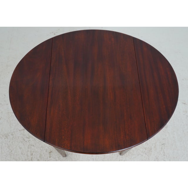 Henkel Harris Federal Style Mahogany Pembroke Drop Side Table For Sale In Philadelphia - Image 6 of 18