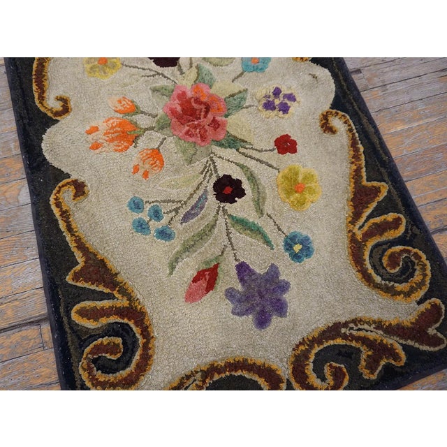 1900s Colorful Floral Folk Art Antique American Hooked Rug 2'6"x 4'0" Handknotted Wool Carpet For Sale - Image 10 of 11