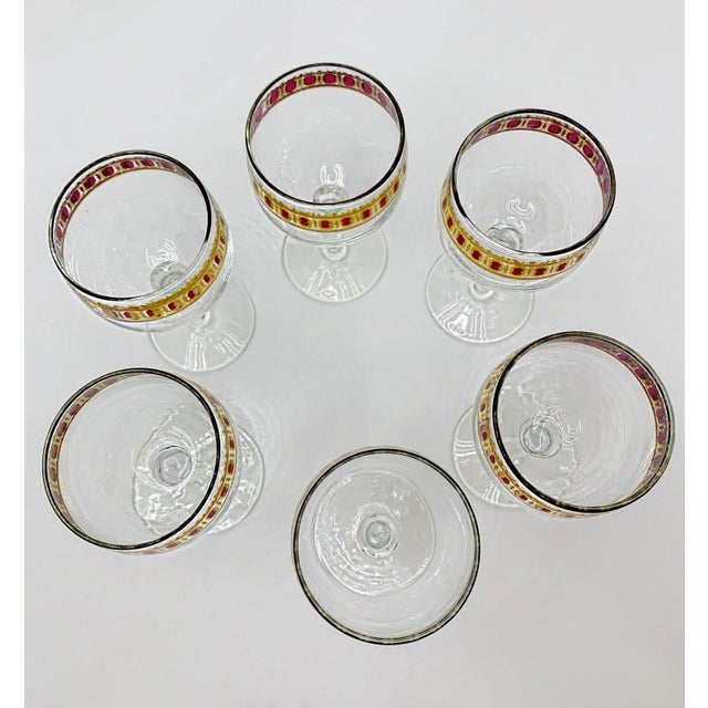 Vintage 1950s, Culver, Mid Century Hollywood Regency Stemware Footed Wine Glass With Gold Band, Set 6 Pieces For Sale In Miami - Image 6 of 8