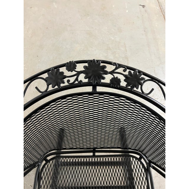 1970s Vintage Mid-Century Salterini Curve Back Outdoor Cantilever/Springer Arm Chairs - Set of 2, Attributed For Sale - Image 5 of 12