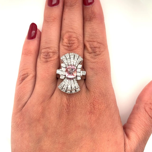 Late 20th Century Gia Certified Pink Sapphire and Diamond Vintage 18k Gold Vertical Ring Size 8.5 For Sale In Miami - Image 6 of 7