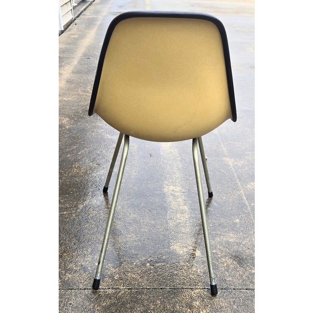 Black and Ochre Herman Miller Chairs- Set of 10 For Sale - Image 13 of 14