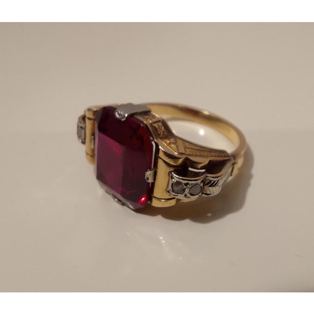 Rococo Amtique 18kt Gold Ring with Garnet and Precious Stones, 1890s For Sale - Image 3 of 18